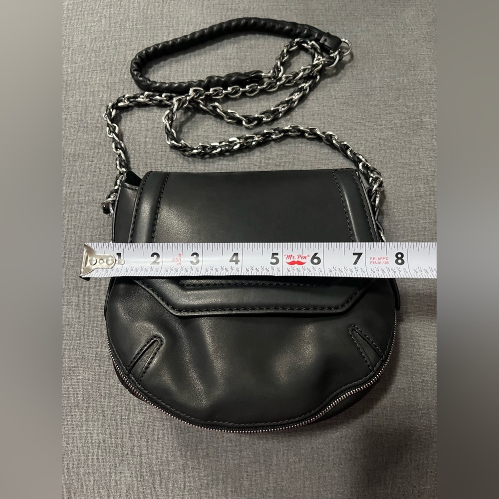 Rag & Bone Bradbury Mini Flap Chain
Hobo Leather Black Bag with Chain Strap - Picture 5 of 11